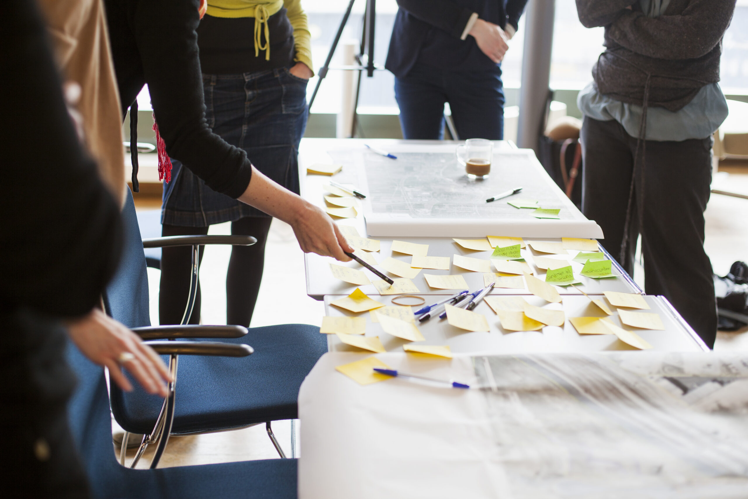 Szkolenie ARK Consulting — warsztaty dla zespołu w nowoczesnym biurze